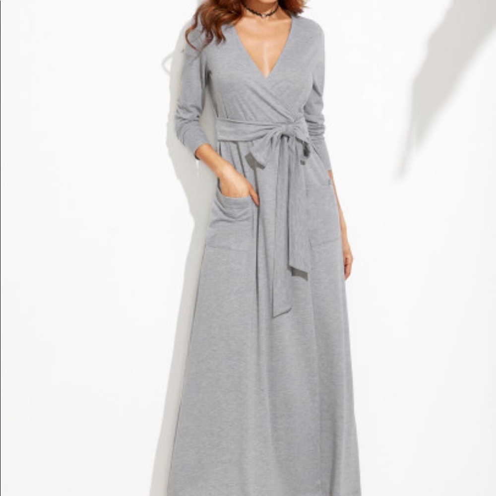 V neckline maxi dress